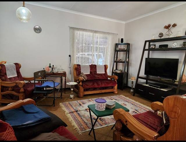3 BEDROOM HOUSE FOR SALE IN THERESA PARK